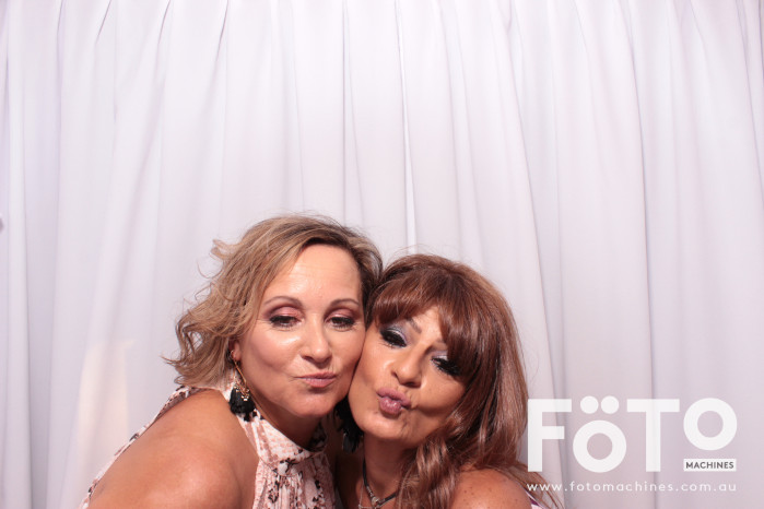 Diandra and Nick’s Wedding | View more photos from the event at gallery.fotomachines.com.au/u/FOTOMachines/Diandra-and-Nick’s-Wedding